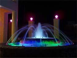 Дивноморск - фонтан с подсветкой